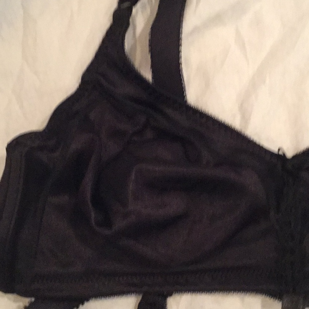 Pair of 42c GUD black bra same style 6756 Bali - Picture 8 of 8